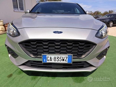 Usato 2020 Ford Focus 1.0 Benzin 125 CV (15.900 €)