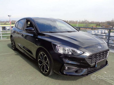 Usato 2020 Ford Focus 1.5 Benzin 150 CV (14.300 €)