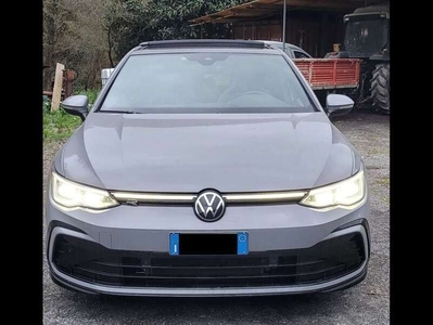 Usato 2020 VW Golf VIII 1.5 Benzin 150 CV (27.000 €)