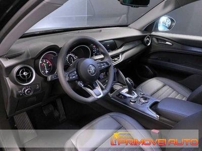 Usato 2021 Alfa Romeo Stelvio 2.0 Benzin 201 CV (49.000 €)