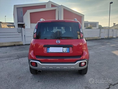 Usato 2021 Fiat Panda Cross 0.9 Benzin 84 CV (15.900 €)