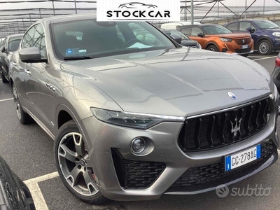 Usato 2021 Maserati GranSport 3.0 Benzin 350 CV (44.500 €)