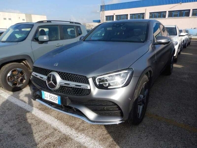 Usato 2021 Mercedes GLC300e 2.0 El_Hybrid 194 CV (53.500 €)