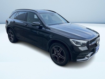 Usato 2021 Mercedes GLC300e 2.0 El_Hybrid 305 CV (49.000 €)