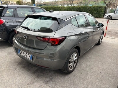 Usato 2021 Opel Astra 1.5 Diesel 122 CV (15.900 €)