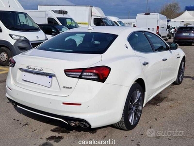 Usato 2022 Maserati Ghibli 2.0 El_Hybrid 330 CV (53.900 €)