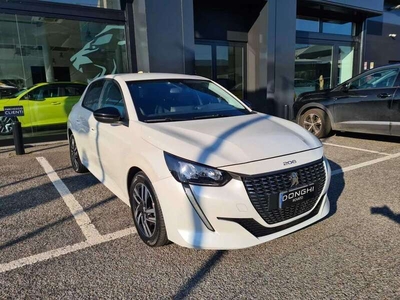 Usato 2022 Peugeot 208 1.2 Benzin 75 CV (16.500 €)