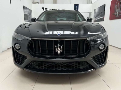 Usato 2023 Maserati Levante 2.0 El_Benzin 330 CV (98.900 €)