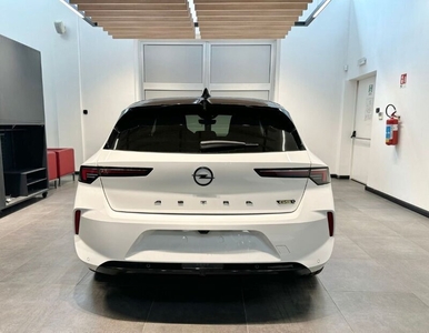 Usato 2023 Opel Astra 1.6 El_Hybrid 225 CV (43.500 €)