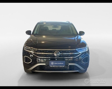 Usato 2024 VW T-Roc 1.0 Benzin 110 CV (30.100 €)
