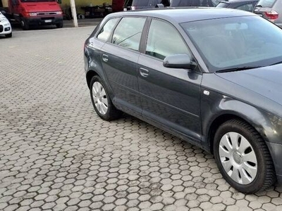 Venduto Audi A3 Sportback 1.6 fsi Amb. - auto usate in vendita