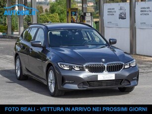 BMW 320 d Touring xDrive Business Advantage SOLO 18000KM!! Diesel