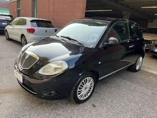 LANCIA Ypsilon IDONEA A NEOPATENTATI Benzina