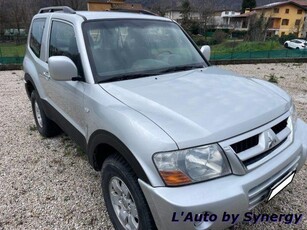 MITSUBISHI Pajero 2.5 DI-D 3p. GLX Diesel