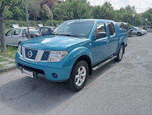 NISSAN Navara 2.5 4WD dCi 4 P. DOUBLE CAB ´´SE´´ GANCIO TRAINO Diesel