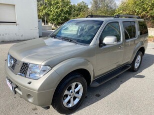 NISSAN Pathfinder 2.5 dCi