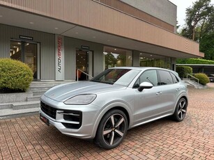 PORSCHE Cayenne 3.0 V6 E-Hybrid - VETTURA MANUFAKTUR - CERCHI 22´´ Elettrica/Benzina