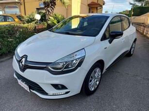 RENAULT Clio dCi 8V 75 CV 5 porte Moschino Diesel