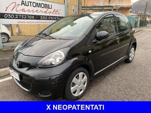 TOYOTA Aygo 1.0 12V 5 porte NEOPAT. KM 121000 Benzina