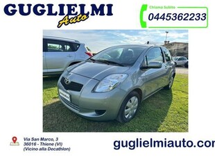 TOYOTA Yaris 1.0 3 porte Sol Ok Neopatentati Benzina