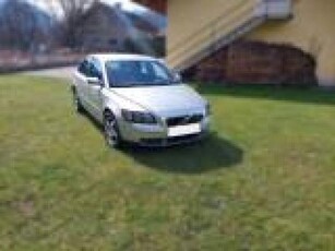 VOLVO S40 1.9 D Diesel