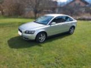 VOLVO S40 1.9 D Diesel