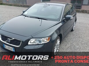 VOLVO V50 (2003-2012)