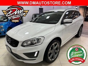 VOLVO XC60 D4 AWD Geartronic R-design Momentum Diesel