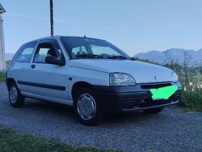 Usato 1997 Renault Clio 1.1 Benzin 58 CV (2.500 €)