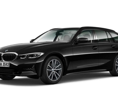 BMW Serie 3 320d Touring mhev 48V xdrive Sport auto Nuove