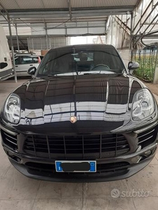 PORSCHE Macan S 3.0