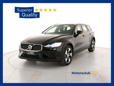 Volvo V60 Cross Country B4