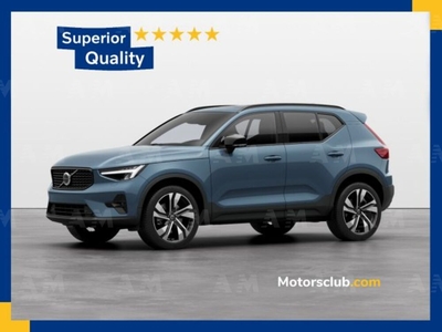 Volvo XC40 B4 automatico Plus Dark nuovo