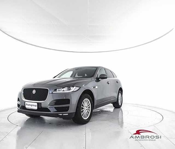 Jaguar F-PACE 2.0 D 180 CV AWD aut. Prestige da Test Grifo Caravan