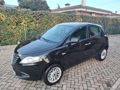 Lancia Ypsilon 0.9 TwinAir