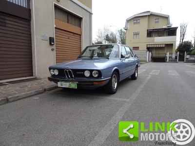 1975 | BMW 520i