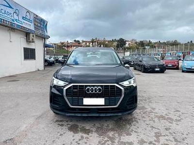 Audi Q3 40 TDI quattro S tronic Business Advanced