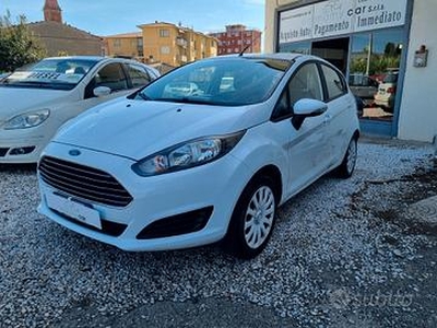 FORD FIESTA 1.4- GPL -GOMME NUOVE-2014