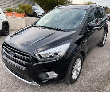 Ford Kuga 1.5 TDCI 120 CV S&S 2WD ST-Line Business