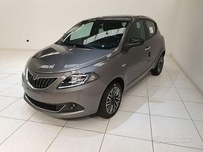 Lancia Ypsilon 1.0 FireFly 5 porte S&S Hybryd...