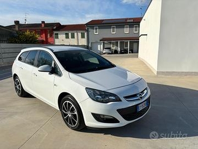 Opel Astra 1.6 CDTI EcoFLEX S&S Sports Tourer Cosm