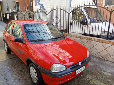 Opel corsa 1.2 neopatentati Km 120.000