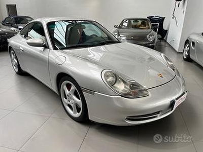 Porsche 911 (996)