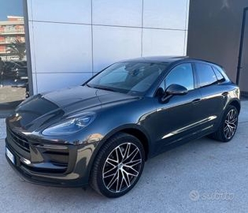 Porsche Macan 2.0 - anno 2022- km 20.000