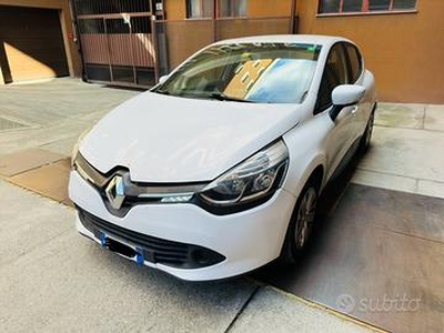 Renault Clio 1.5, 75 cv (55Kw), dci (diesel)