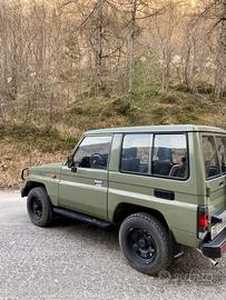 Toyota Land Cruiser LJ70 2LT