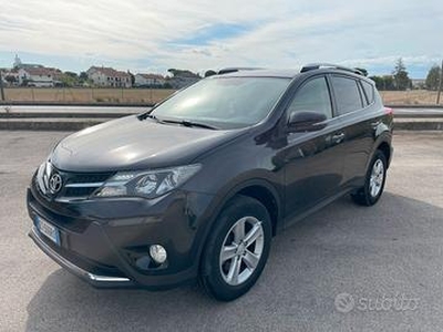 TOYOTA RAV4 4ª serie - 2013