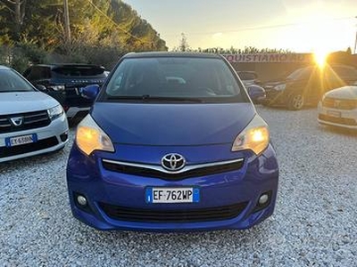 Toyota Verso-S 1.3 CVT Active 99Cv Automatico