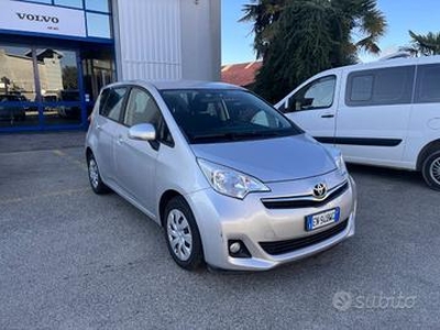 TOYOTA Verso-S 1.4D MT Lounge