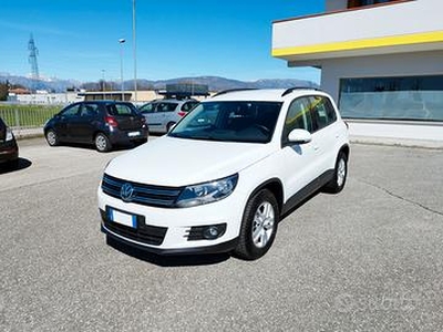 Volkswagen Tiguan - 2.0 TDI